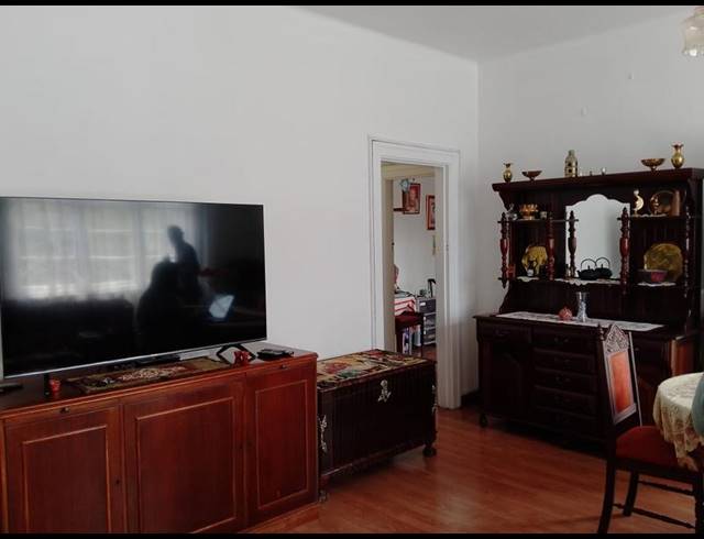 3 BEDROOM APARTMENT FOR SALE IN GLENWOOD